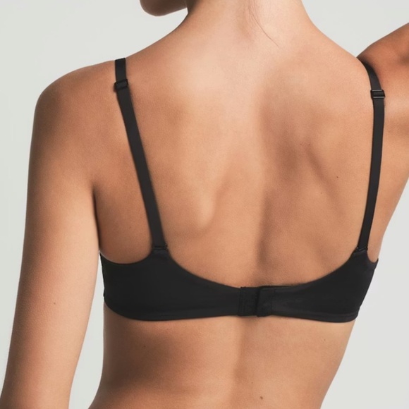 NWT Skims weightless scoop bra - onyx - Picture 6 of 8